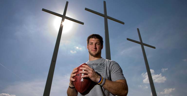 Tim-Tebow-At-Rocking-Gods-House